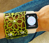 SLAVONIAN FIELDS CUFF-  White leather die cut flower